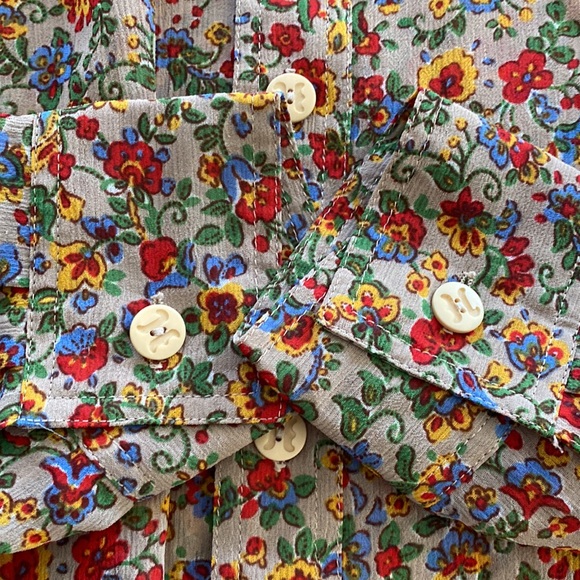 Vintage Floral Blouse - Picture 5 of 6